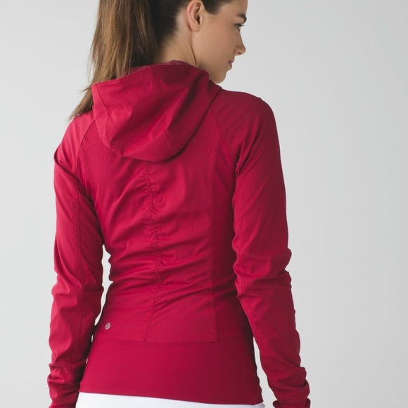 NWOT RARE Lululemon In Flux Jacket COLOR CRANBERRY| Red Zip up - Picture 1 of 9